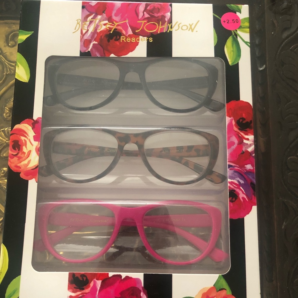 Betsey Johnson Reading Glasses